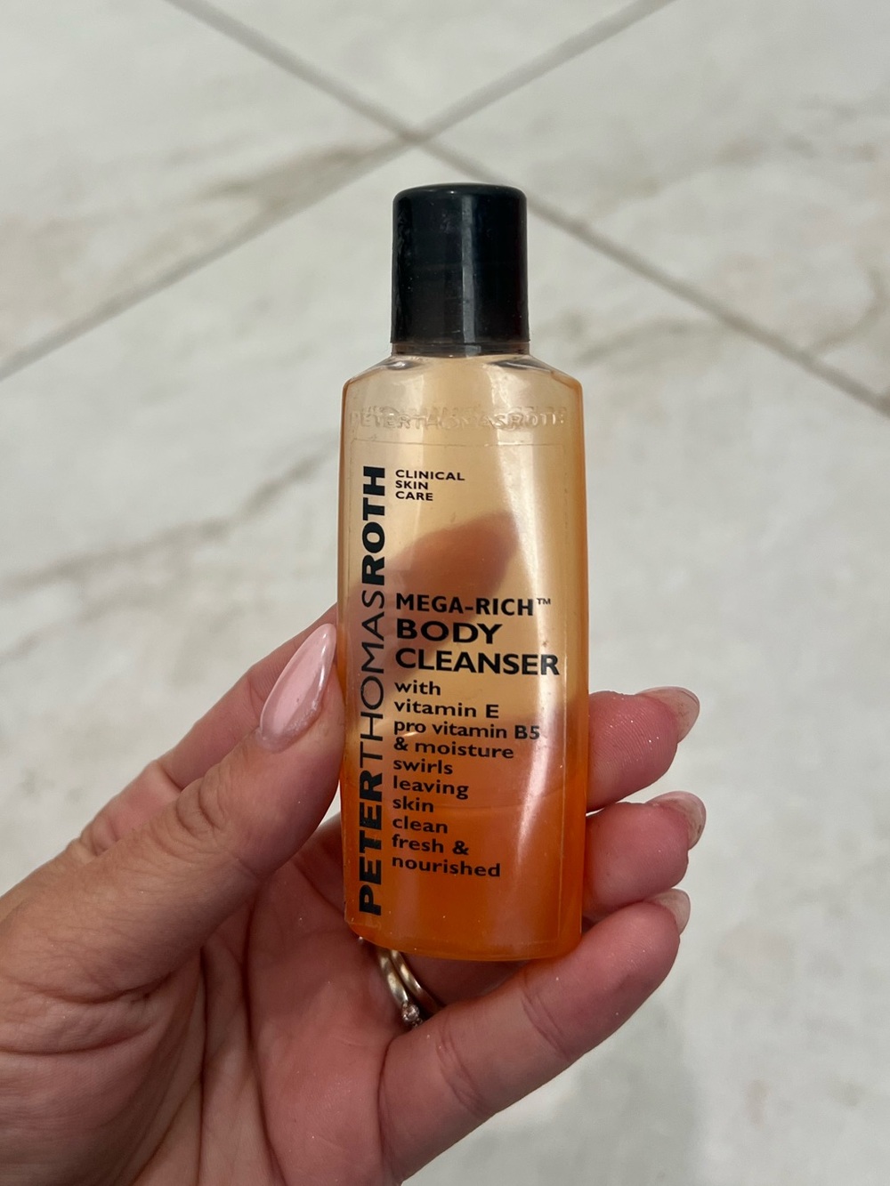 Peter Thomas Roth Mega Rich Body Cleanser